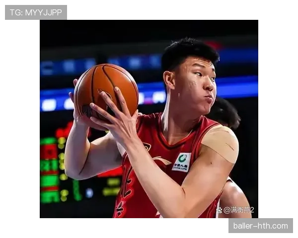 金玟哉持续进化,携手球队迎战新赛季共铸辉煌 金玟哉持续进化,携手球队迎战新赛季共铸辉煌