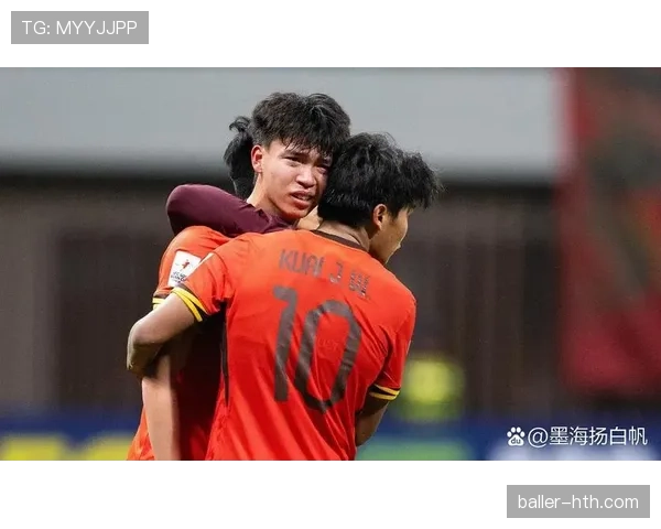 韦世豪私生活比赛场更会出镜，看到那阵仗我差点以为刷到明星日常